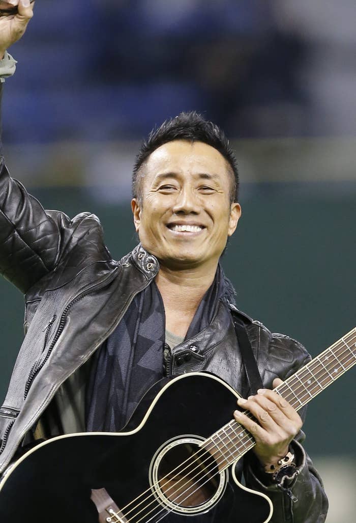長渕剛さん(時事通信フォト)