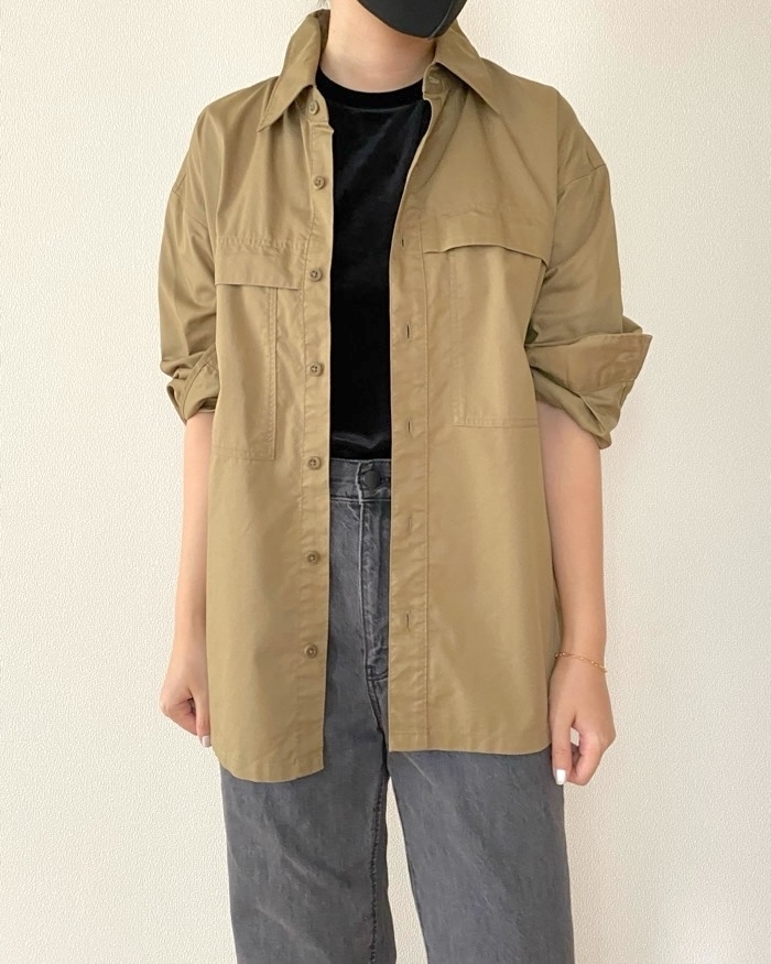 UNIQLO(ユニクロ)の「ユーティリティオーバーサイズシャツ」