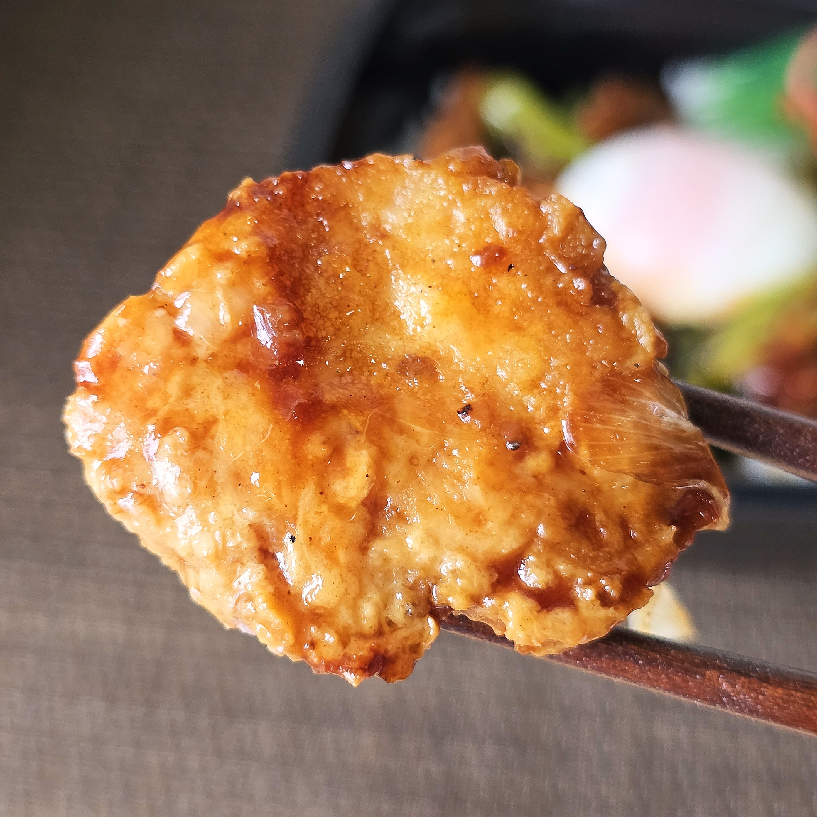 ほっともっと「とろ~り絡まる 温玉付き焼鳥つくね重」