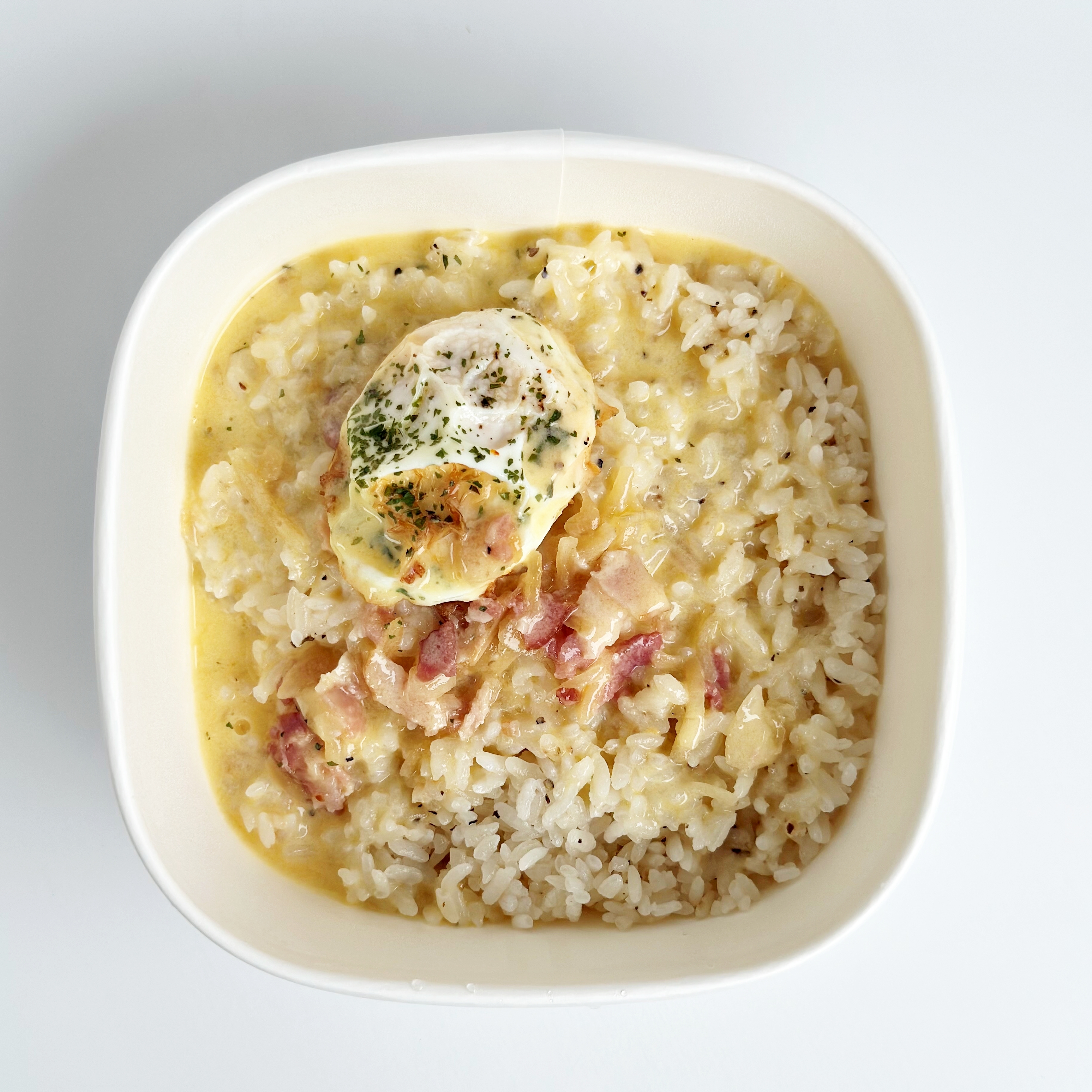 セブン「禁断のガリチーカルボ飯」
