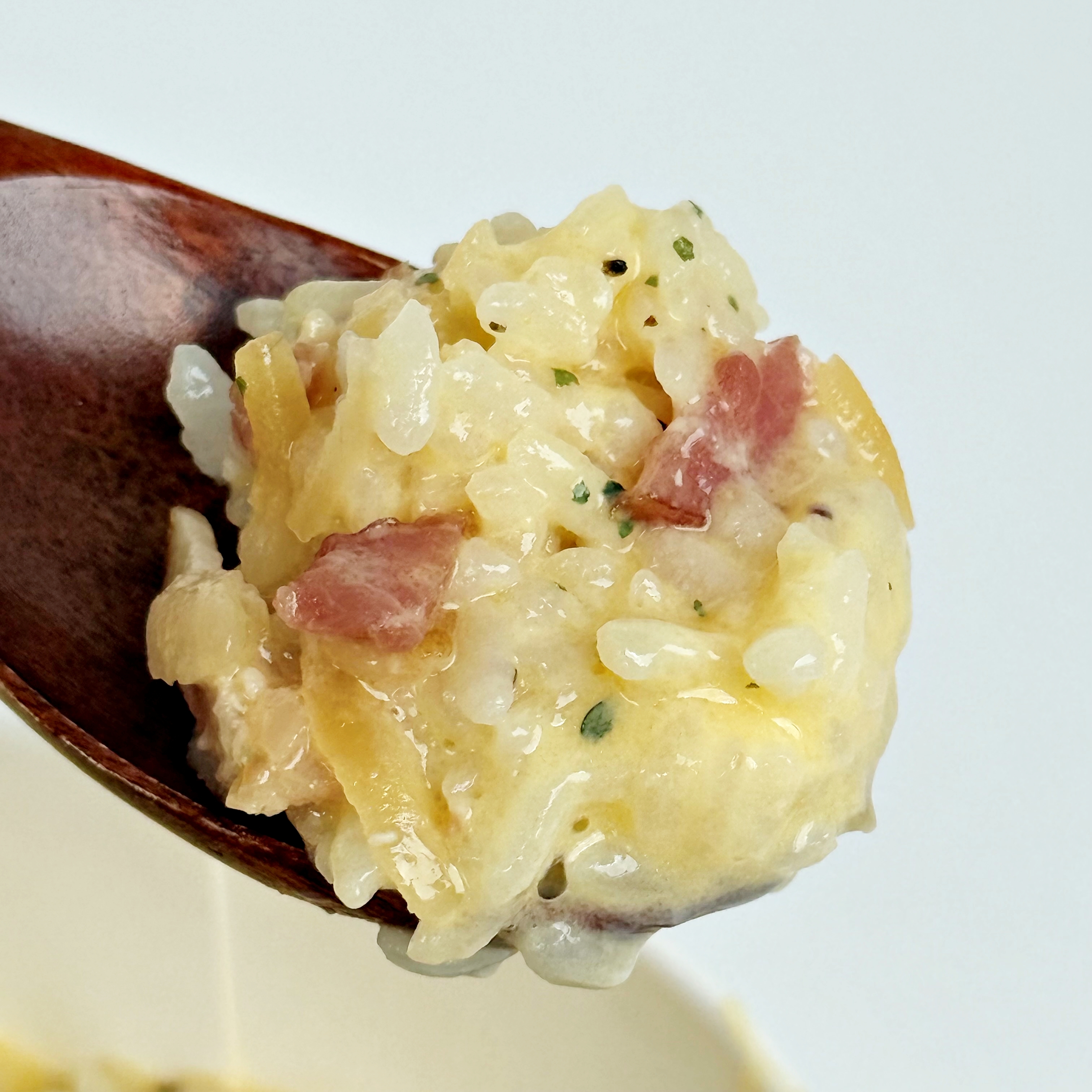 セブン「禁断のガリチーカルボ飯」