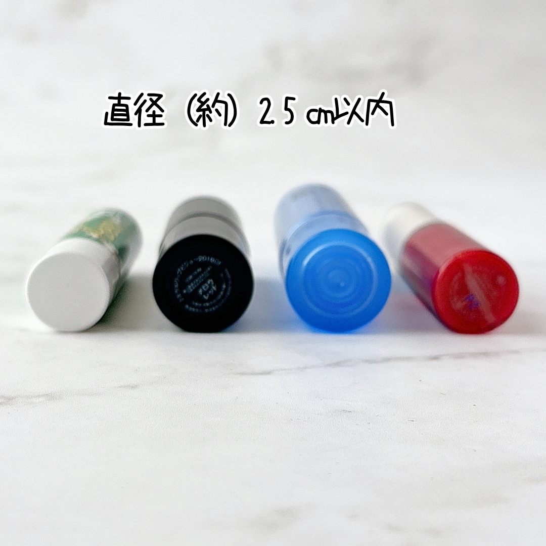 3COINS（スリーコインズ）の「ミラー付きリップホルダー／and us」
