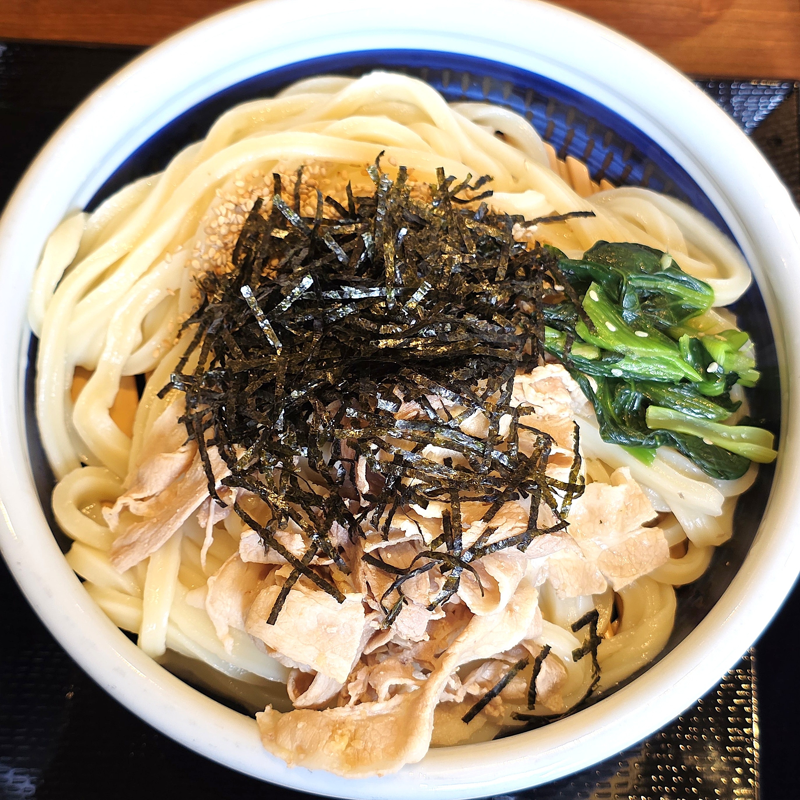 丸亀製麺「旨辛 豚つけ汁うどん」