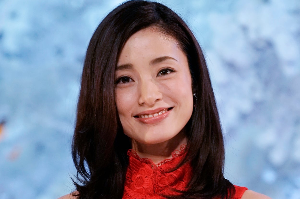上戸彩さん(時事通信フォト)