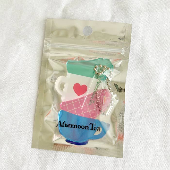Afternoon Tea(アフタヌーンティー)の「カップチャーム」