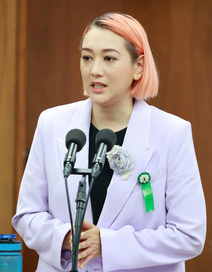 SHELLYさん(時事)