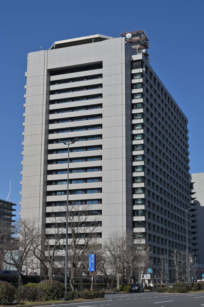 総務省、消防庁、警察庁、国家公安委員会、観光庁などが入る中央合同庁舎第２号館＝１８日、東京都千代田区（時事通信社）