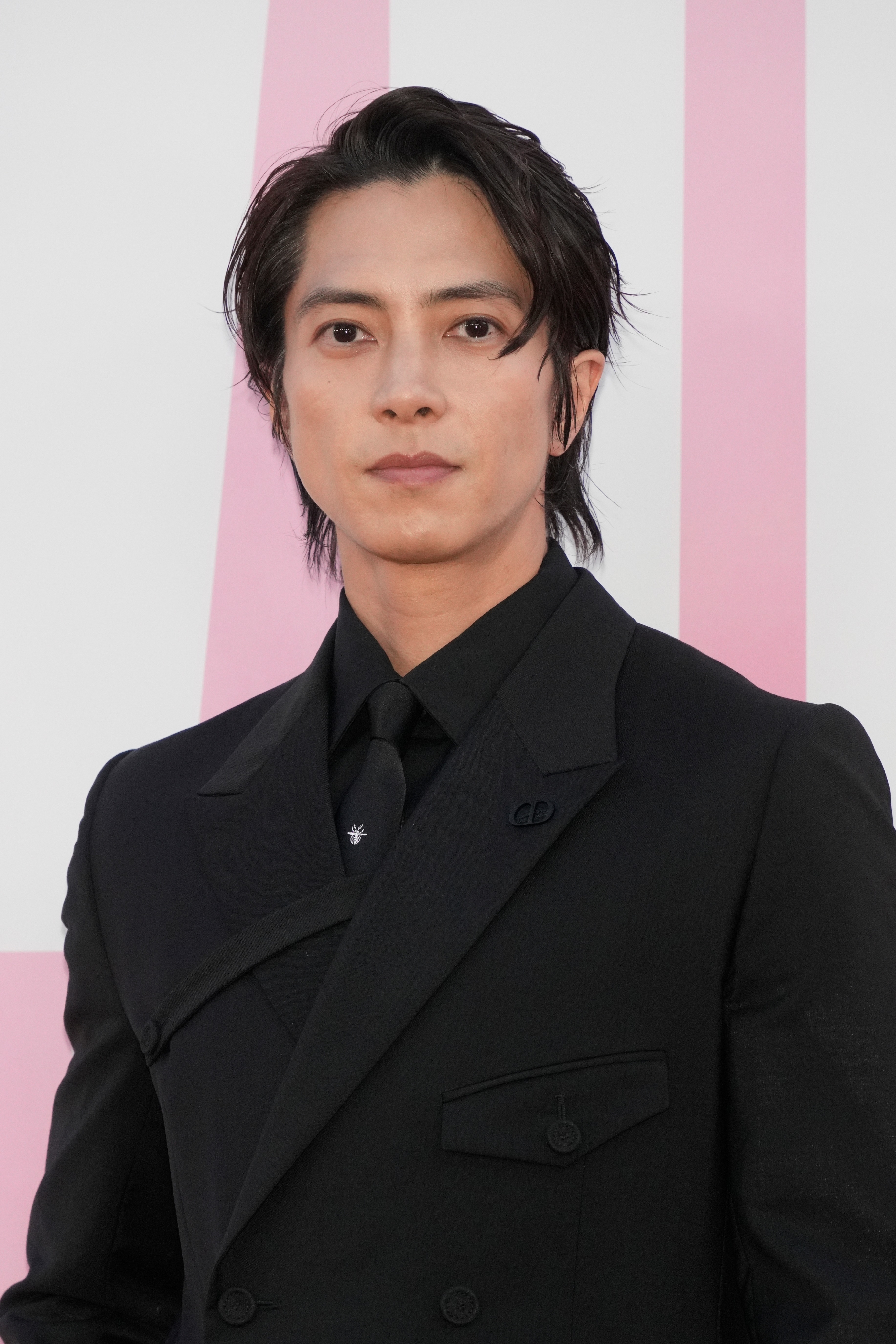 美品 BLACK LABEL CRESTBRIDGE 山下智久ドラマ着用同モデル ローマで山下智久が纏う 「ブルガリ アルミニウム 空山基 限定モデル