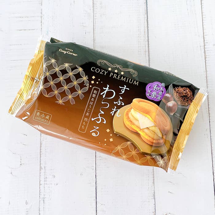 銀座コージーコーナーの「コージープレミアムスフレワッフル(和栗&ほうじ茶 宵もち)」