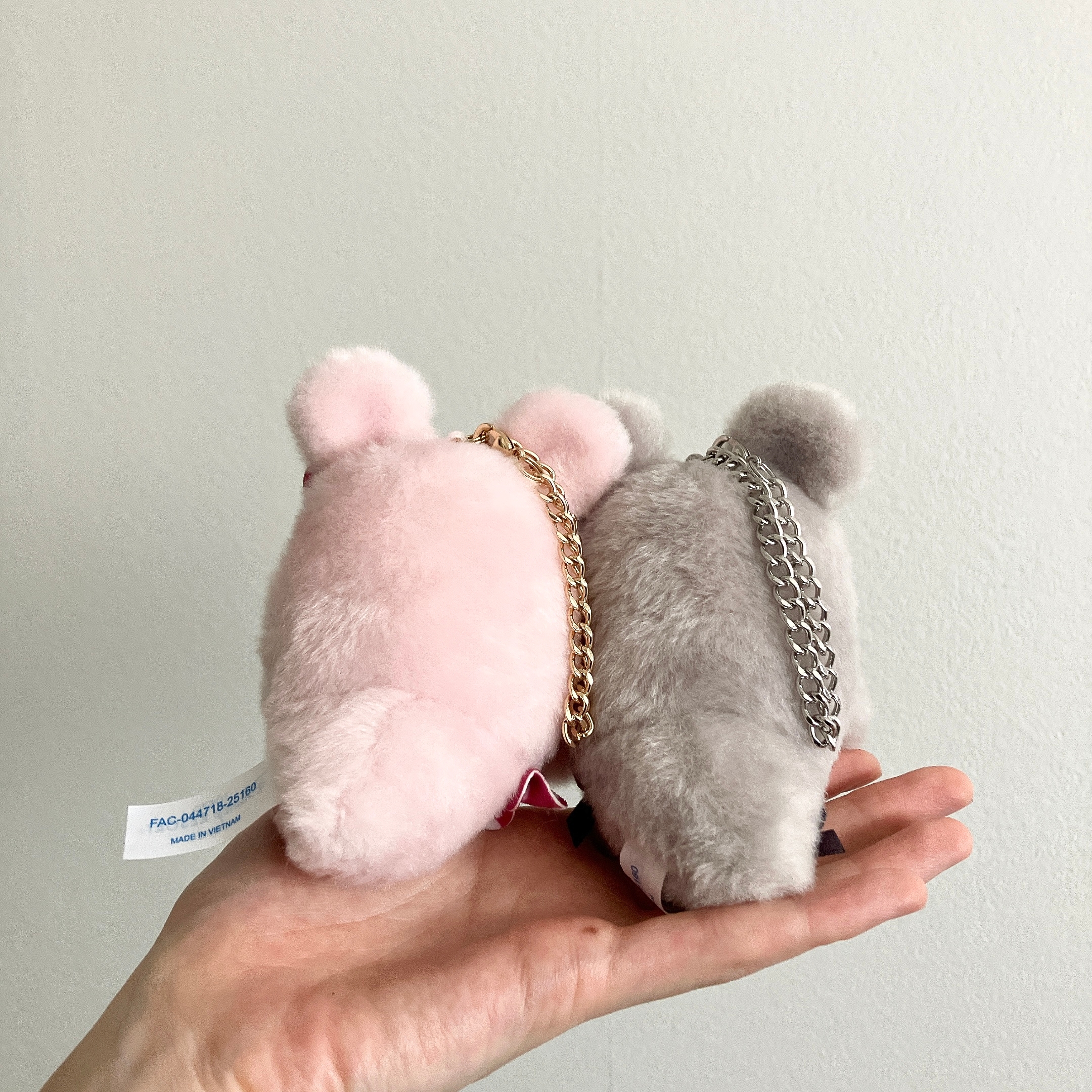 ディズニーの「ぬいぐるみチャーム2個 ディズニー・ハロウィーン」