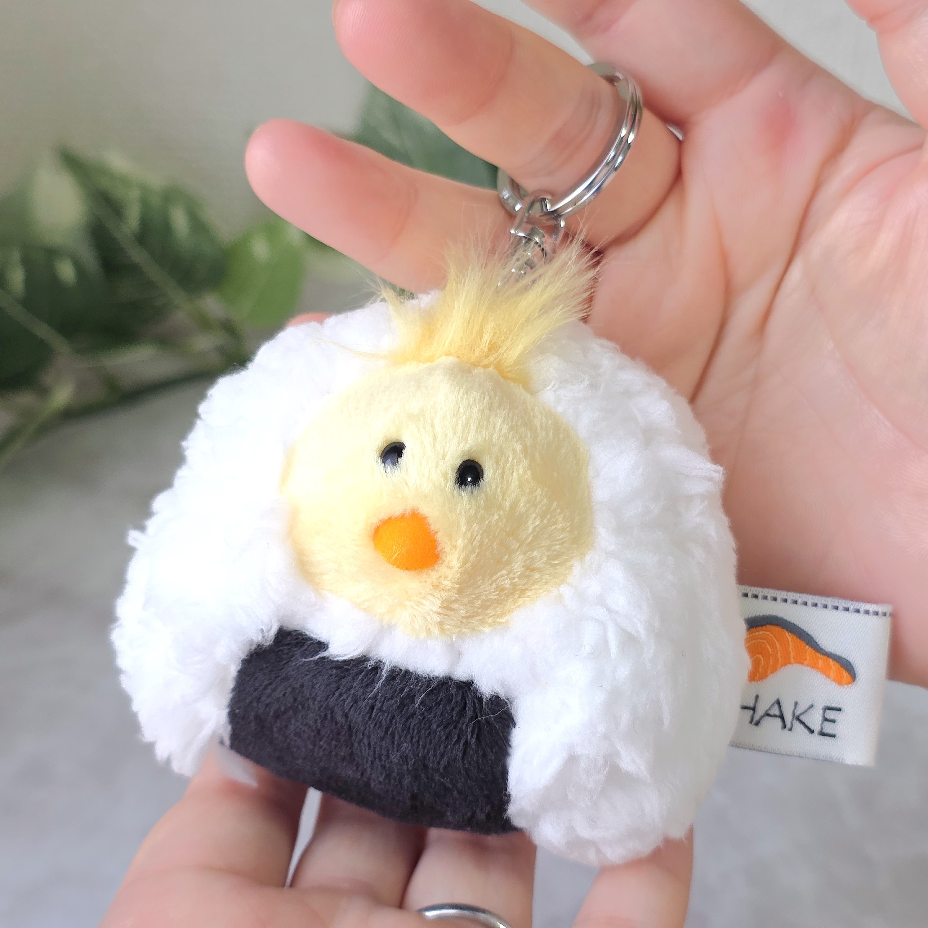 PLAZAの「ニキ NICI ぬいぐるみキーリング おにぎり」