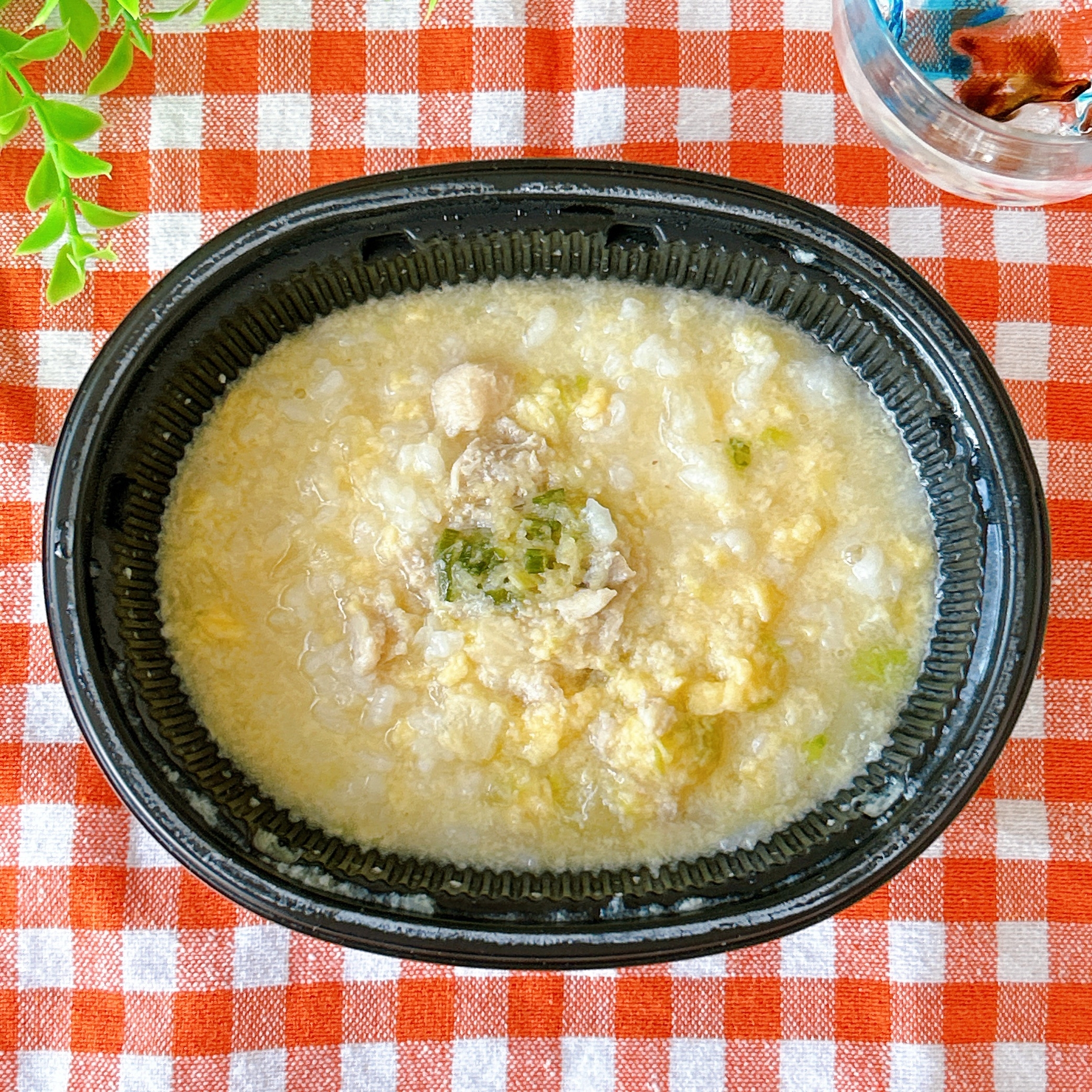 セブン-イレブンの「7プレミアム 鶏白湯のとり雑炊」