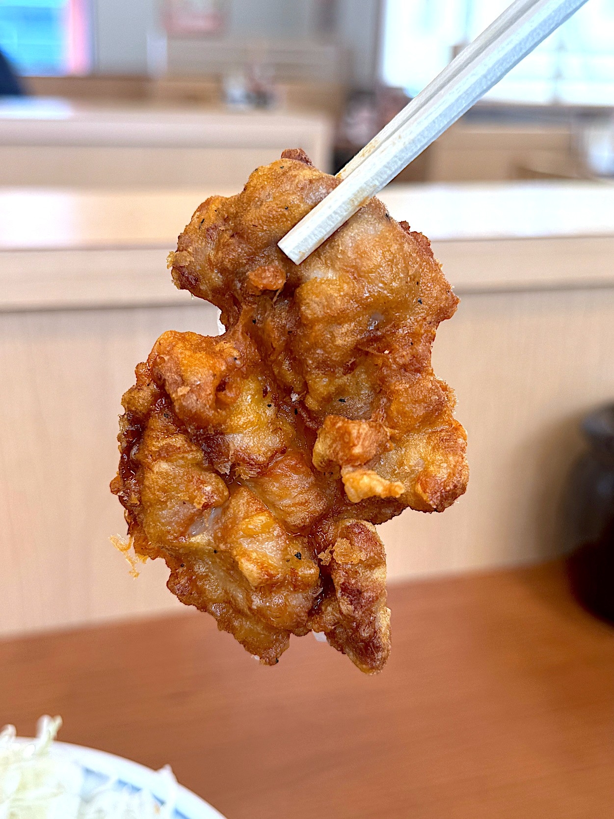 かつやの「秋の海鮮フライ丼」