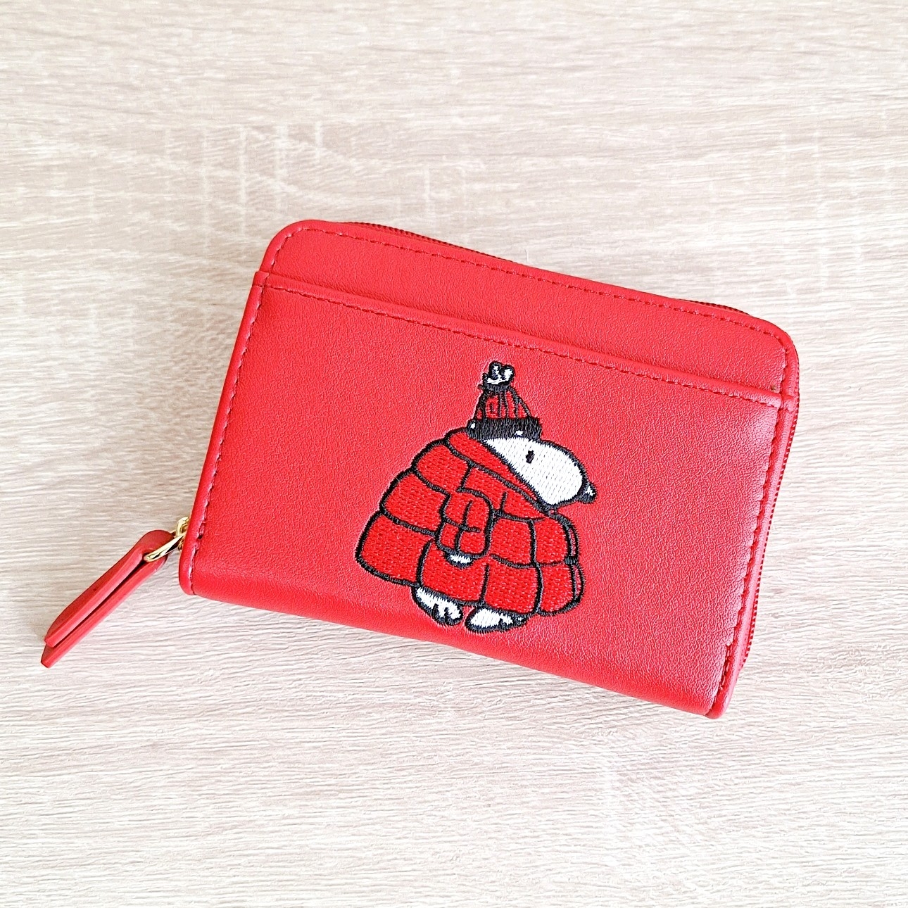 アフタヌーンティー　スヌーピー　ミニプレート&スライドポーチ　値下げしました アフタヌーンティー スヌーピー ミニプレート&スライドポーチ 値下げ