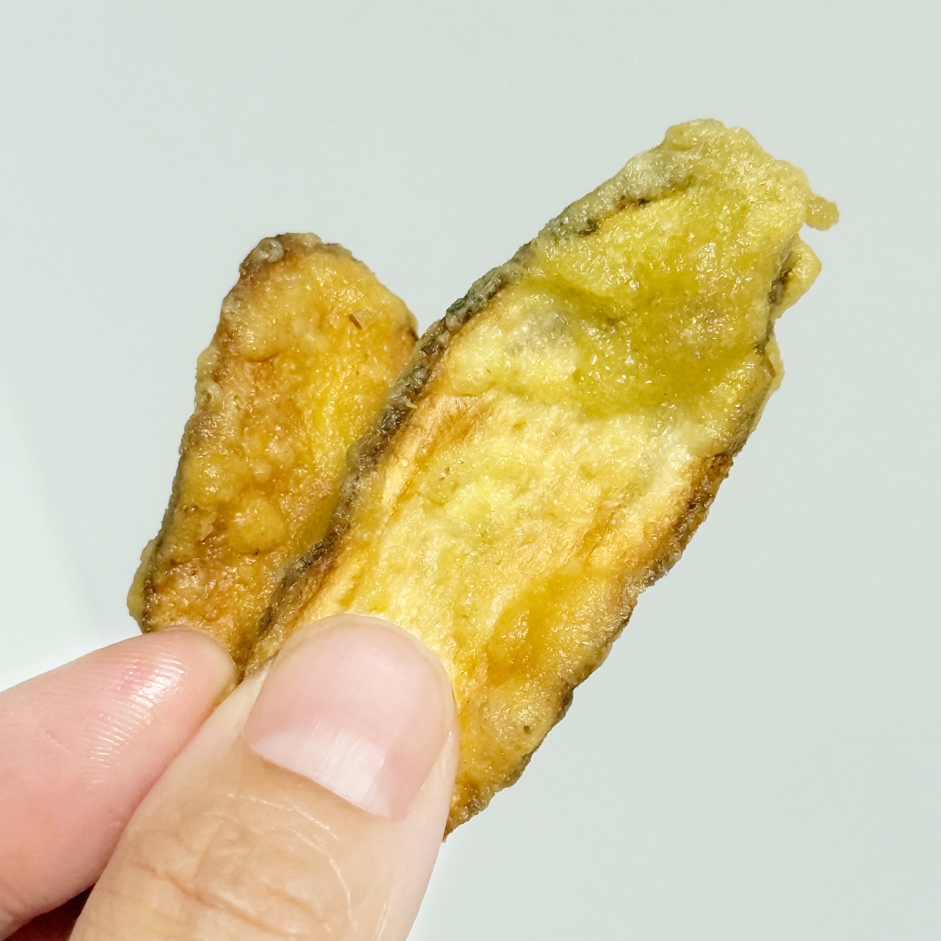 セブンイレブン「ごぼうとレンコンの根菜チップス」