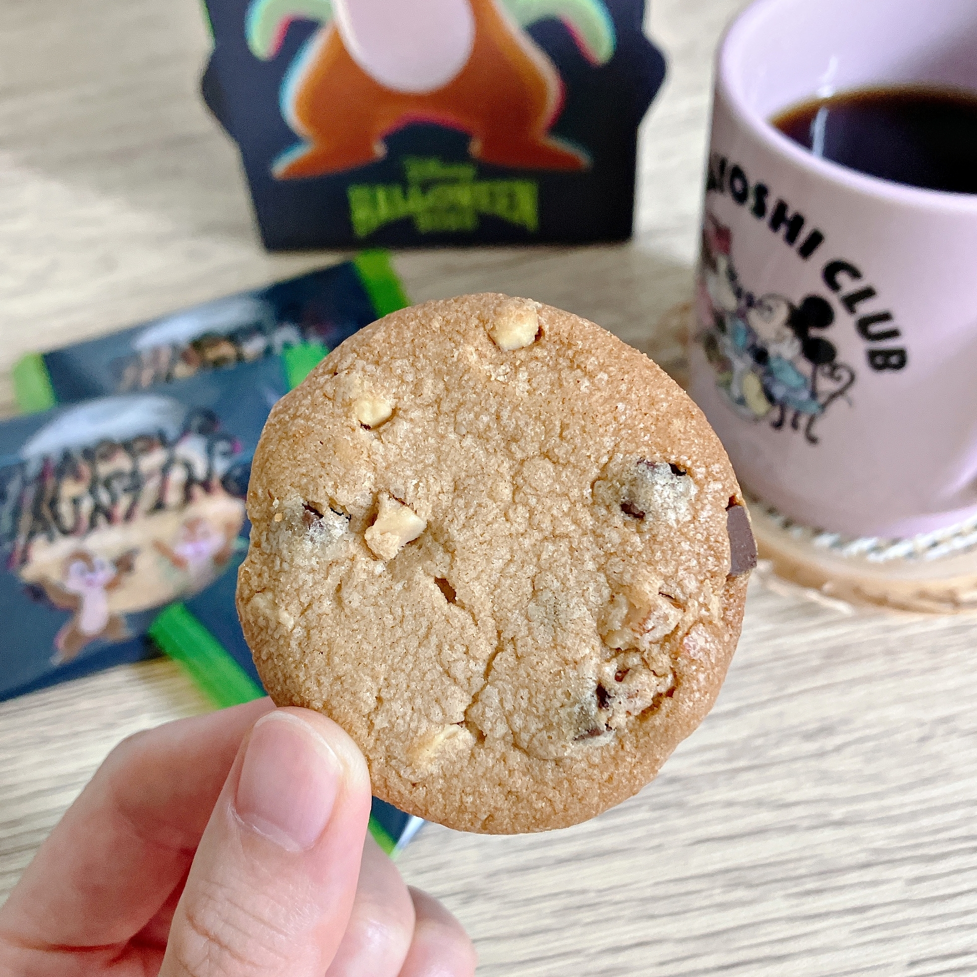 ディズニーの「クッキー紙箱 チップ＆デール ディズニー・ハロウィーン」