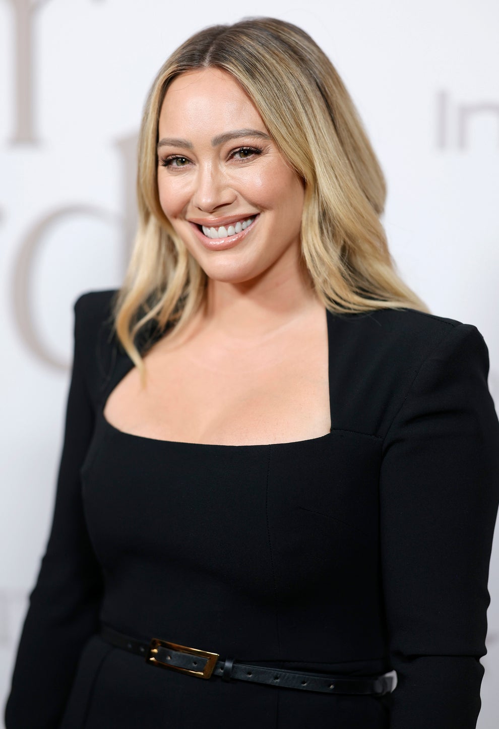 19 Celebs Who Welcomed Babies Super Young 35 Hilary Duff on the red carpet.