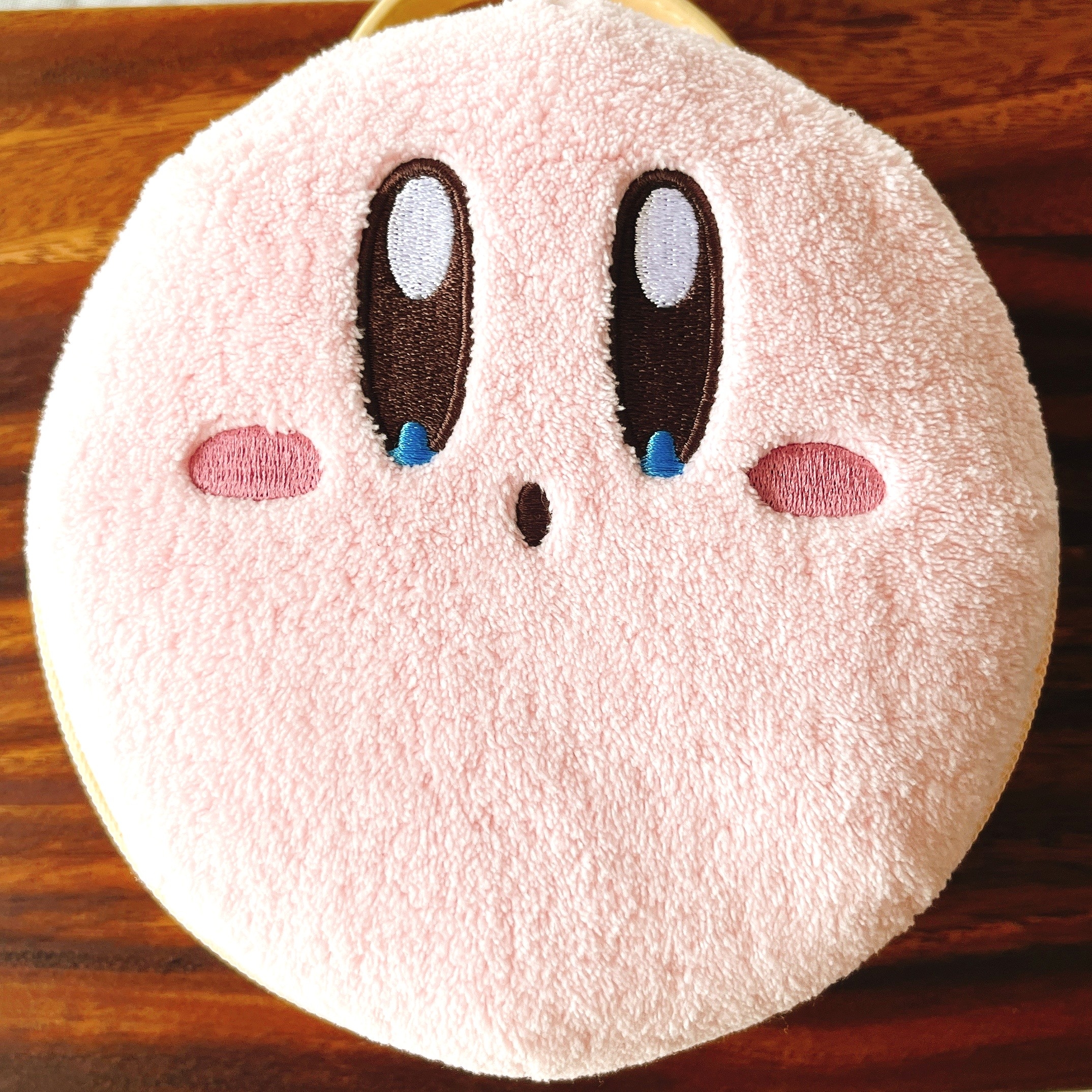 GUの「ポーチ Kirby」