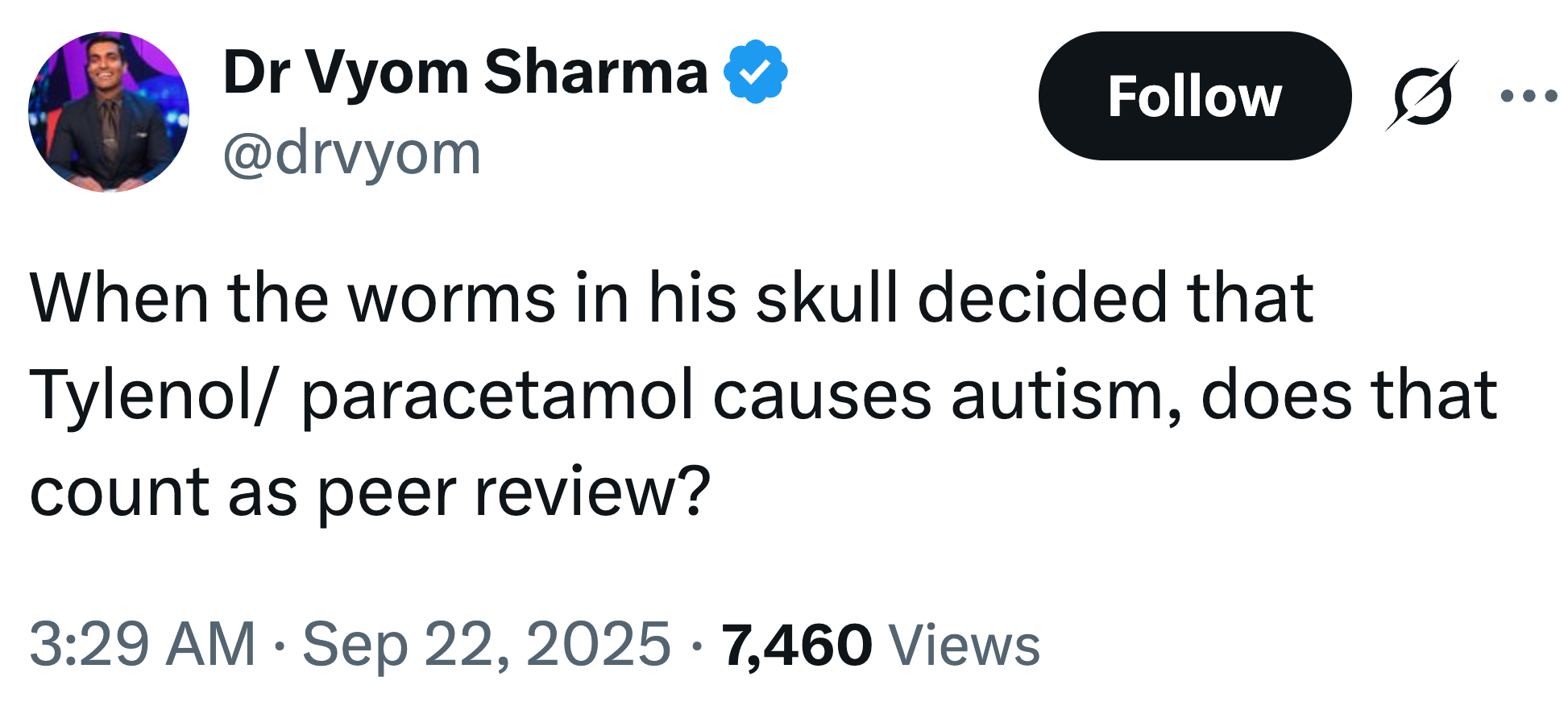 Tweet fra Dr. Vyom Sharma som stiller spørsmål ved troverdigheten til påstander som knytter Tylenol/paracetamol til autisme