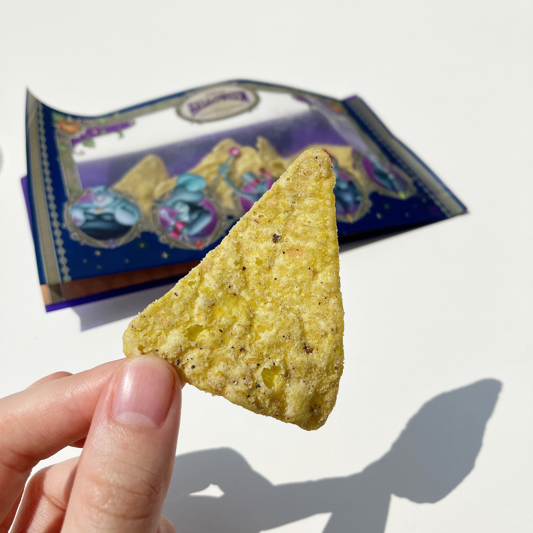 ディズニーランドの「アボカド&チーズのコーンチップス」