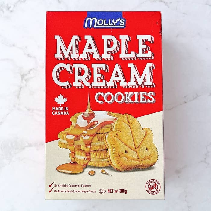 KALDI （カルディ）の「モリーズ メープルクリームクッキー 300g」