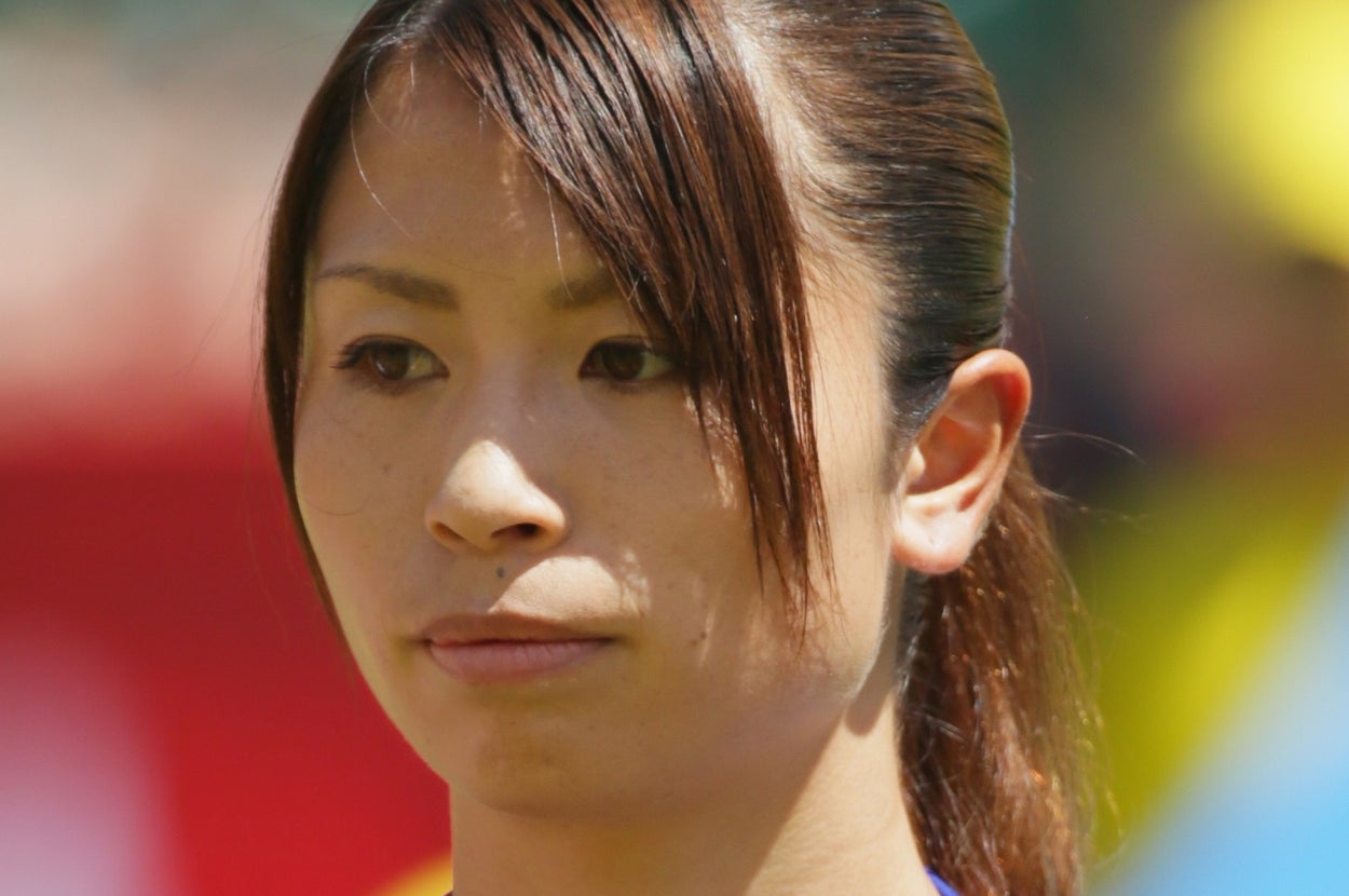 鮫島彩さん(時事)