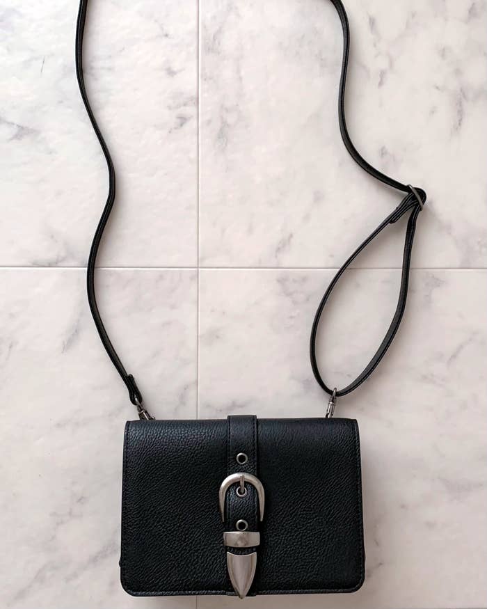 AZUL BY MOUSSY(アズールバイマウジー)の「ウエスタンベルトウォレットバッグ」