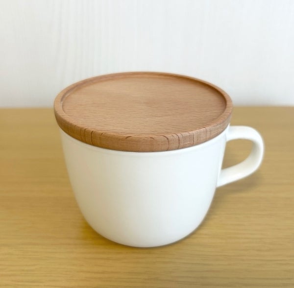 ニトリの「ふたになるコースター」