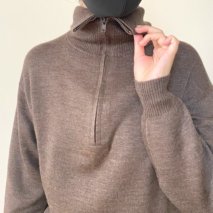 ユニクロU】秋冬コーデにヘビロテしたい！新作の「ハーフジップ