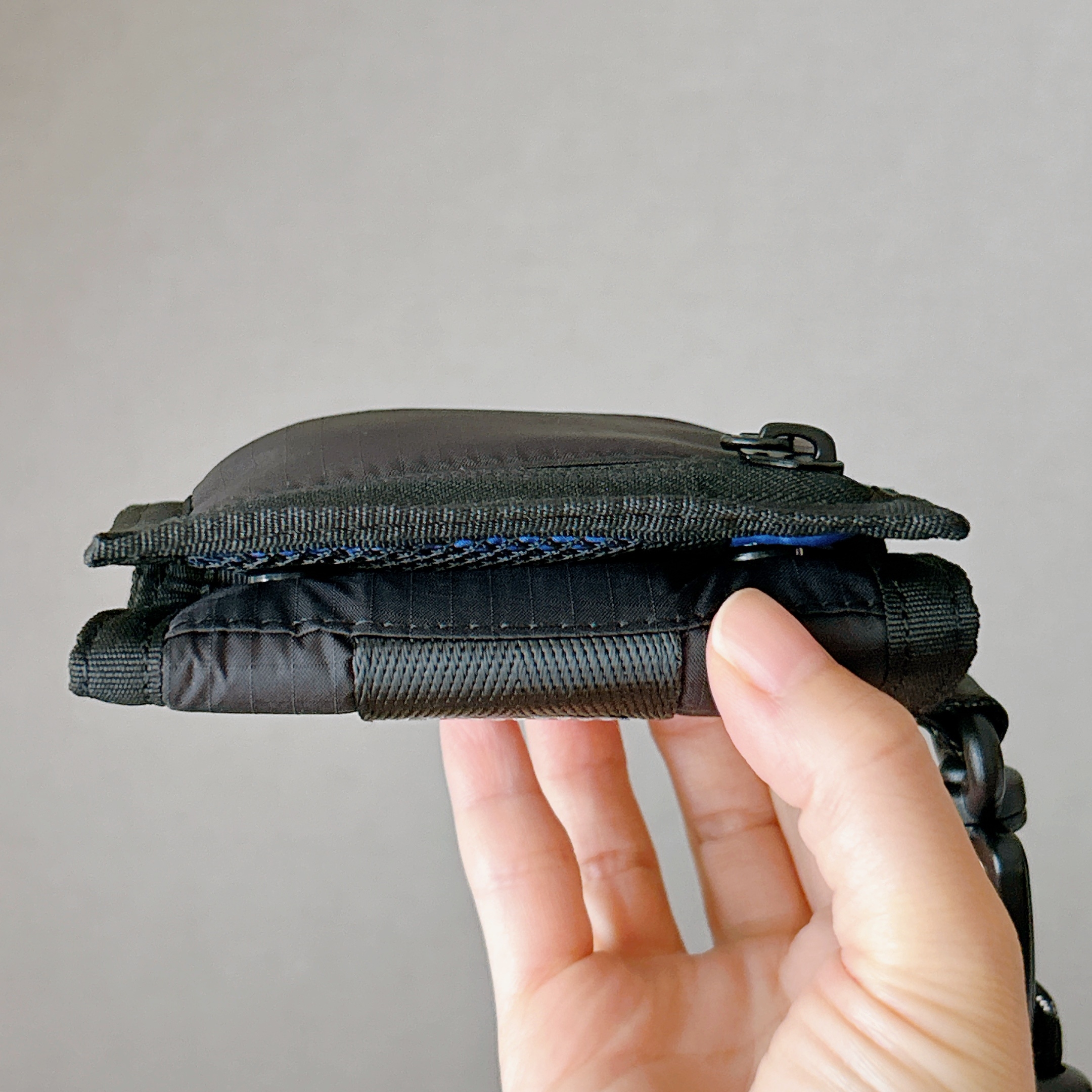 3COINSの「MILウォレットケース」