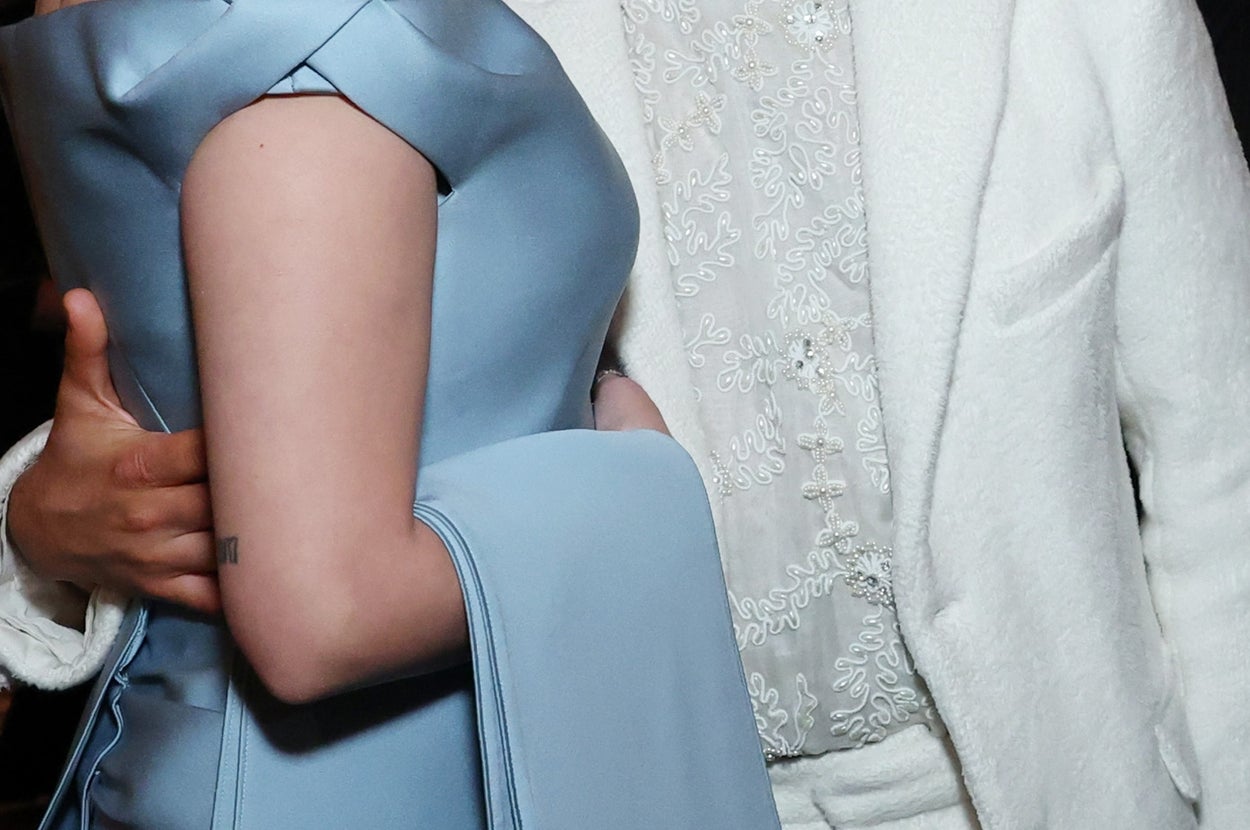 Benny Blanco kisses Selena Gomez