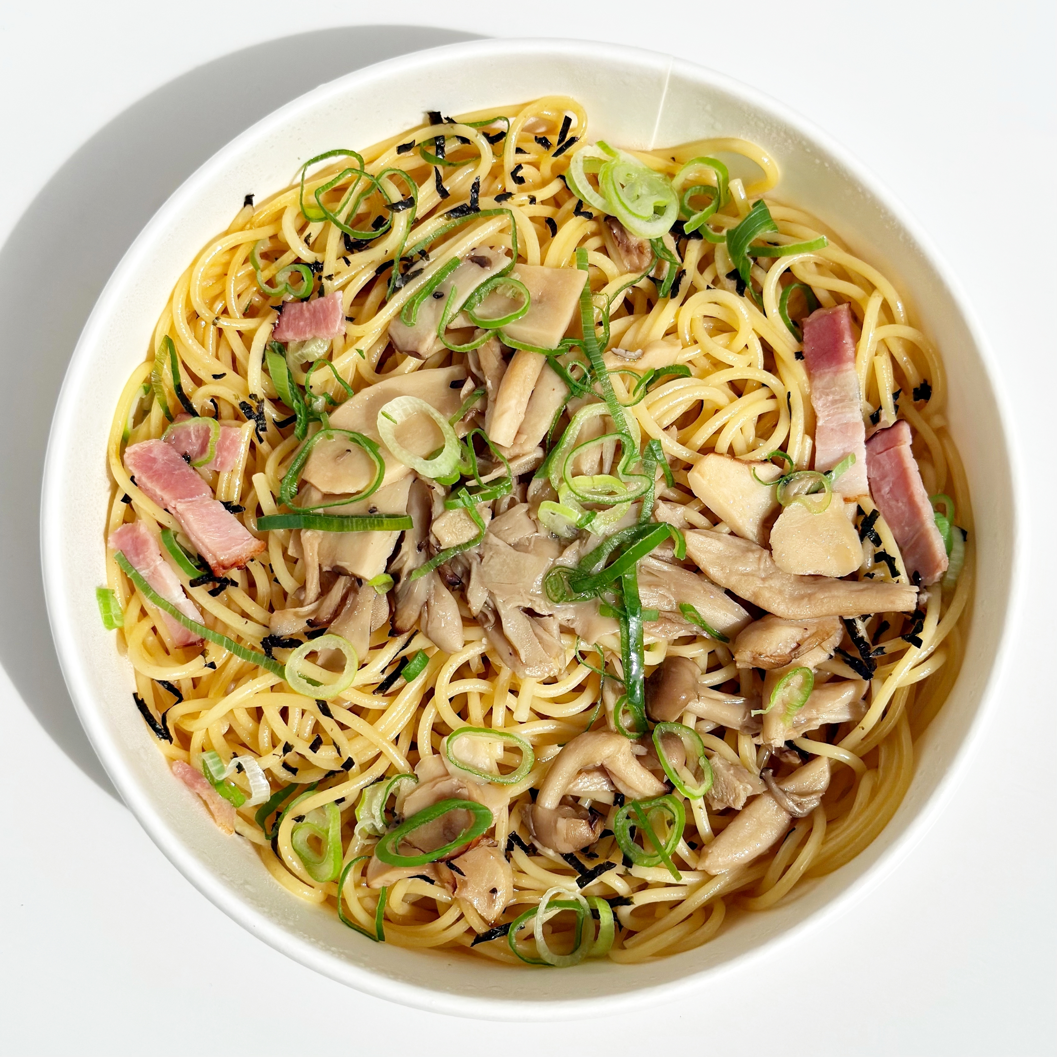 セブン-イレブン「3種きのこのバター醤油パスタ」