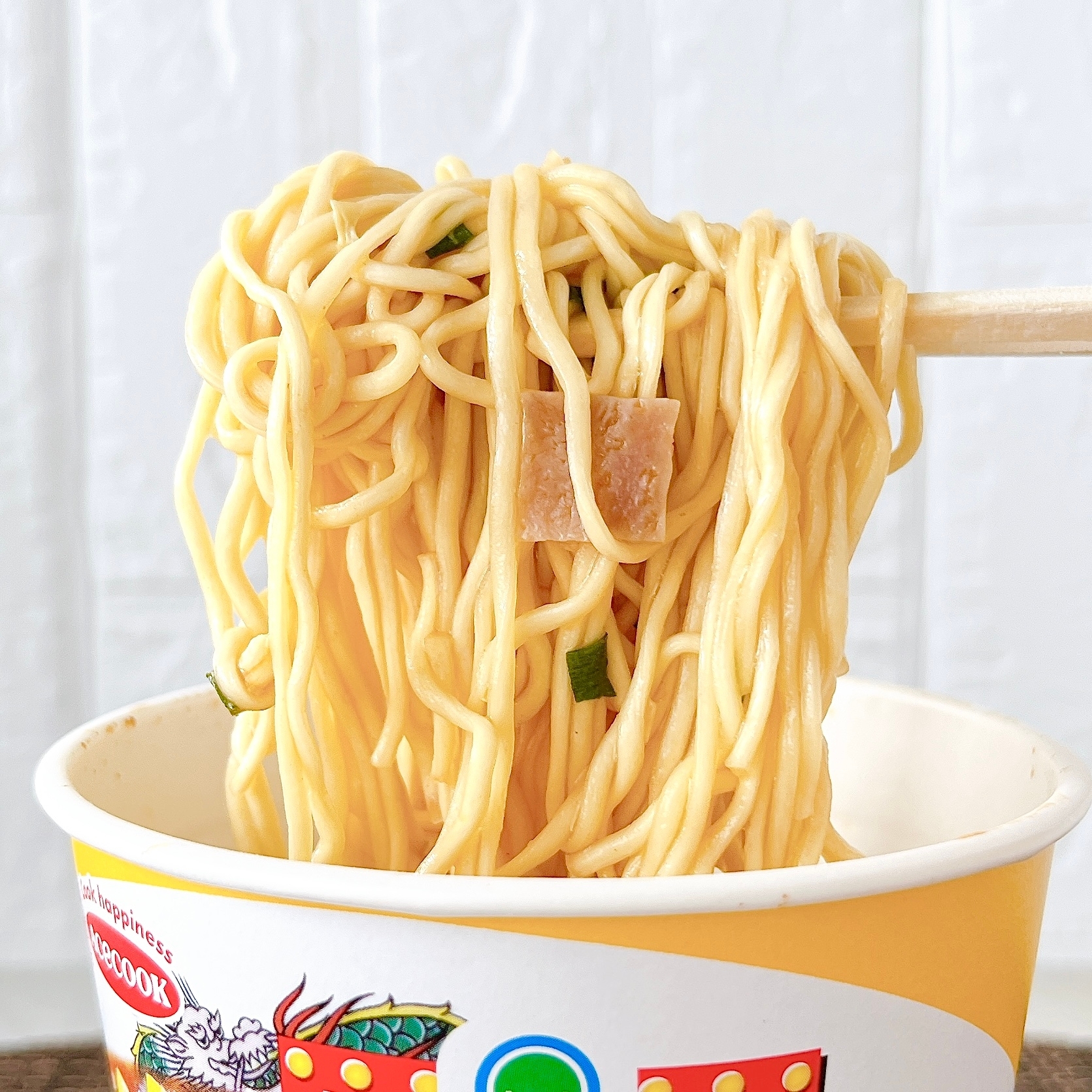 FamilyMart(ファミリーマート)の「来来亭 背脂しょうゆラーメン」