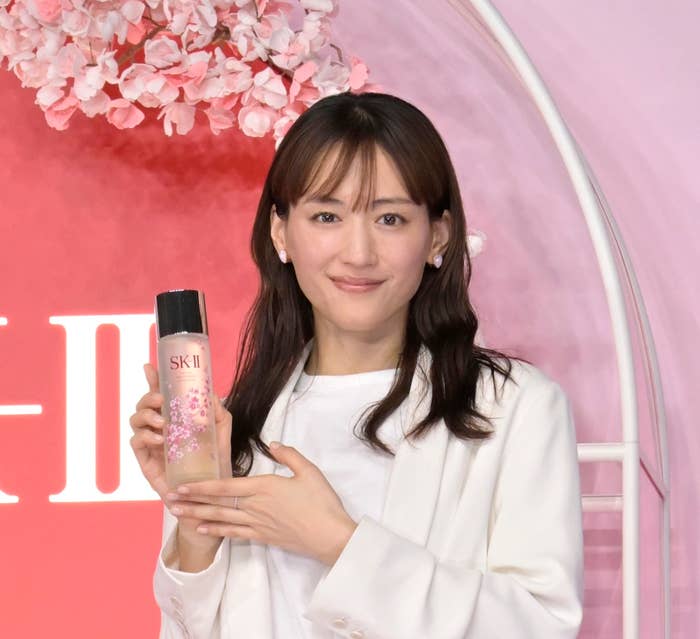 綾瀬はるかさん(時事通信フォト)