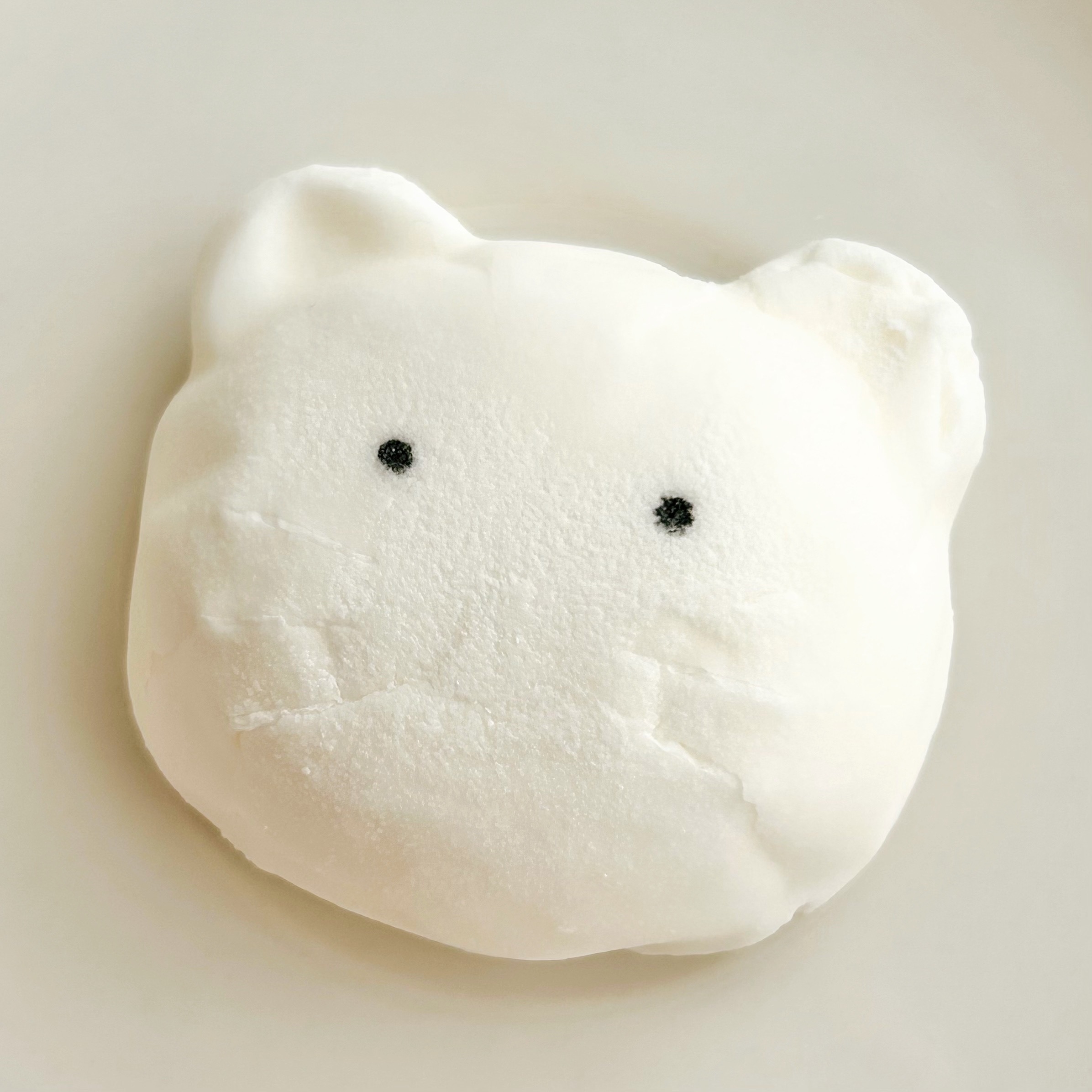 KALDI(カルディ)の「ハロウィンマシュマロ ネコ 1p【ハロウィン】」
