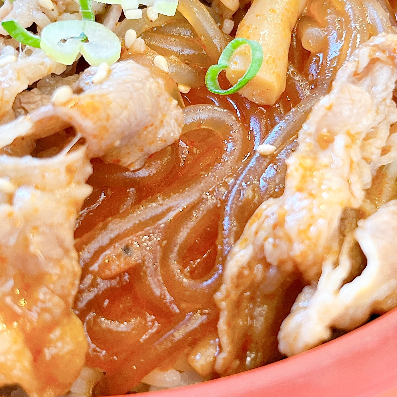 すき家の「プルコギ牛カルビ焼肉丼」