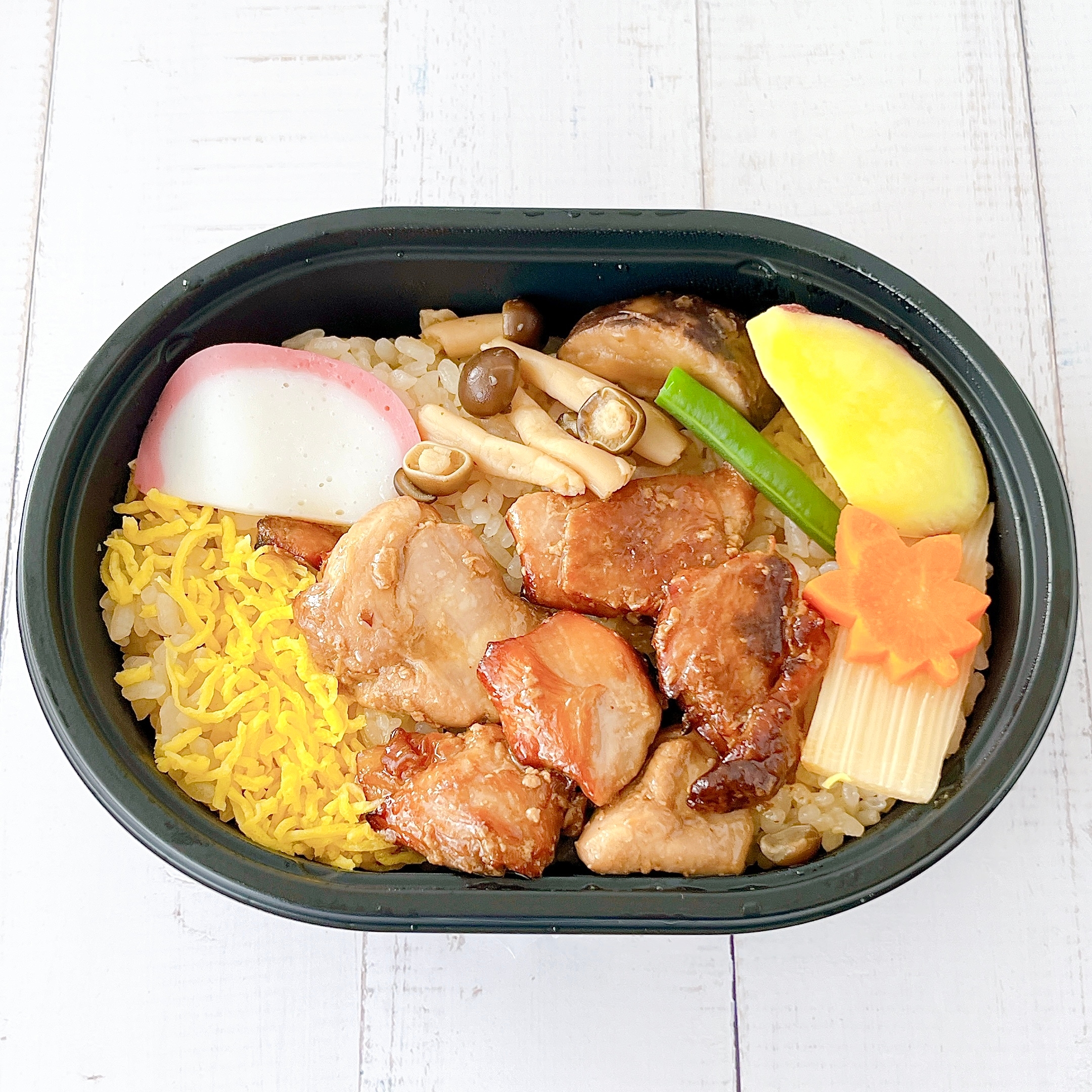 セブン-イレブンの「秋の味覚 鶏釜めし仕立て」