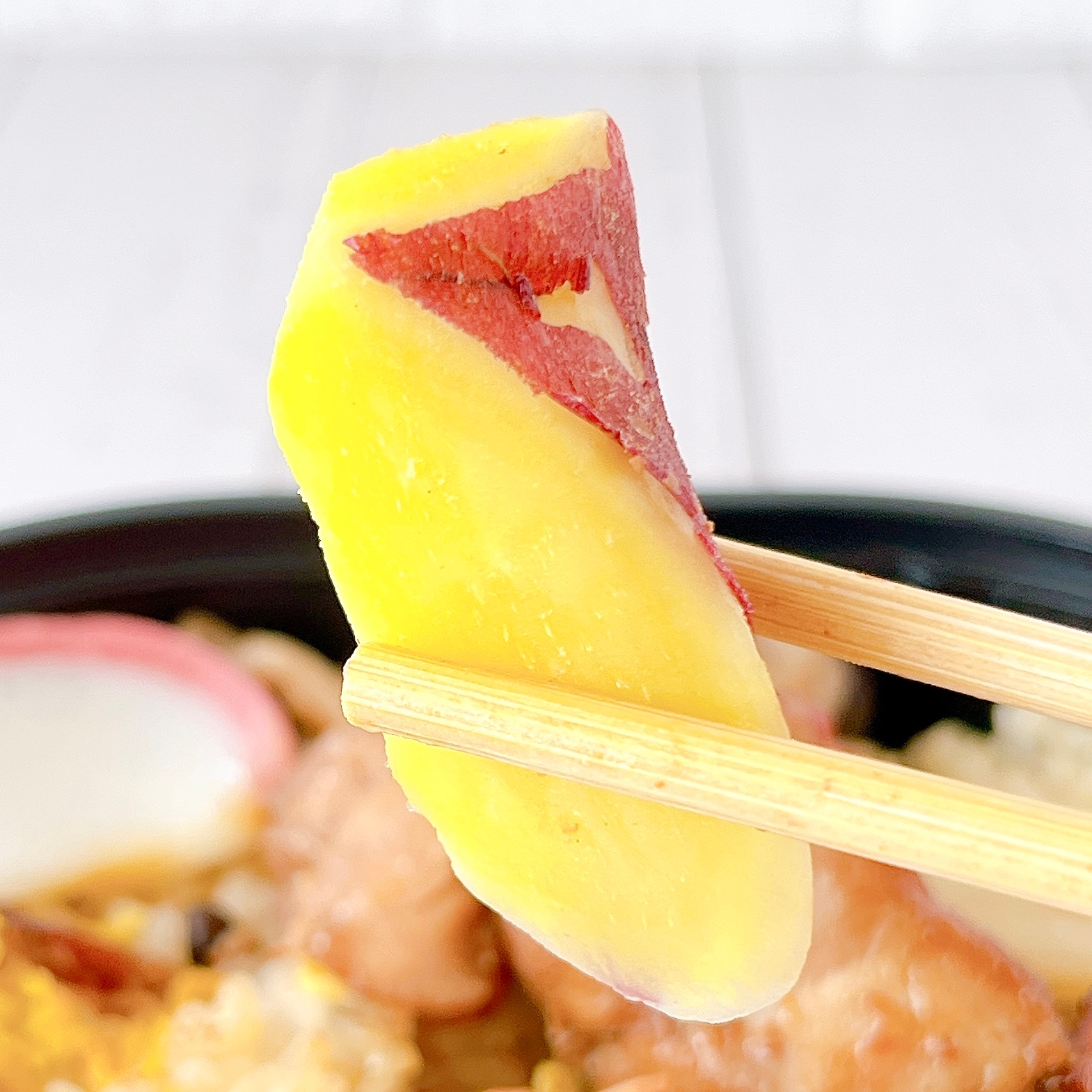 セブン-イレブンの「秋の味覚 鶏釜めし仕立て」