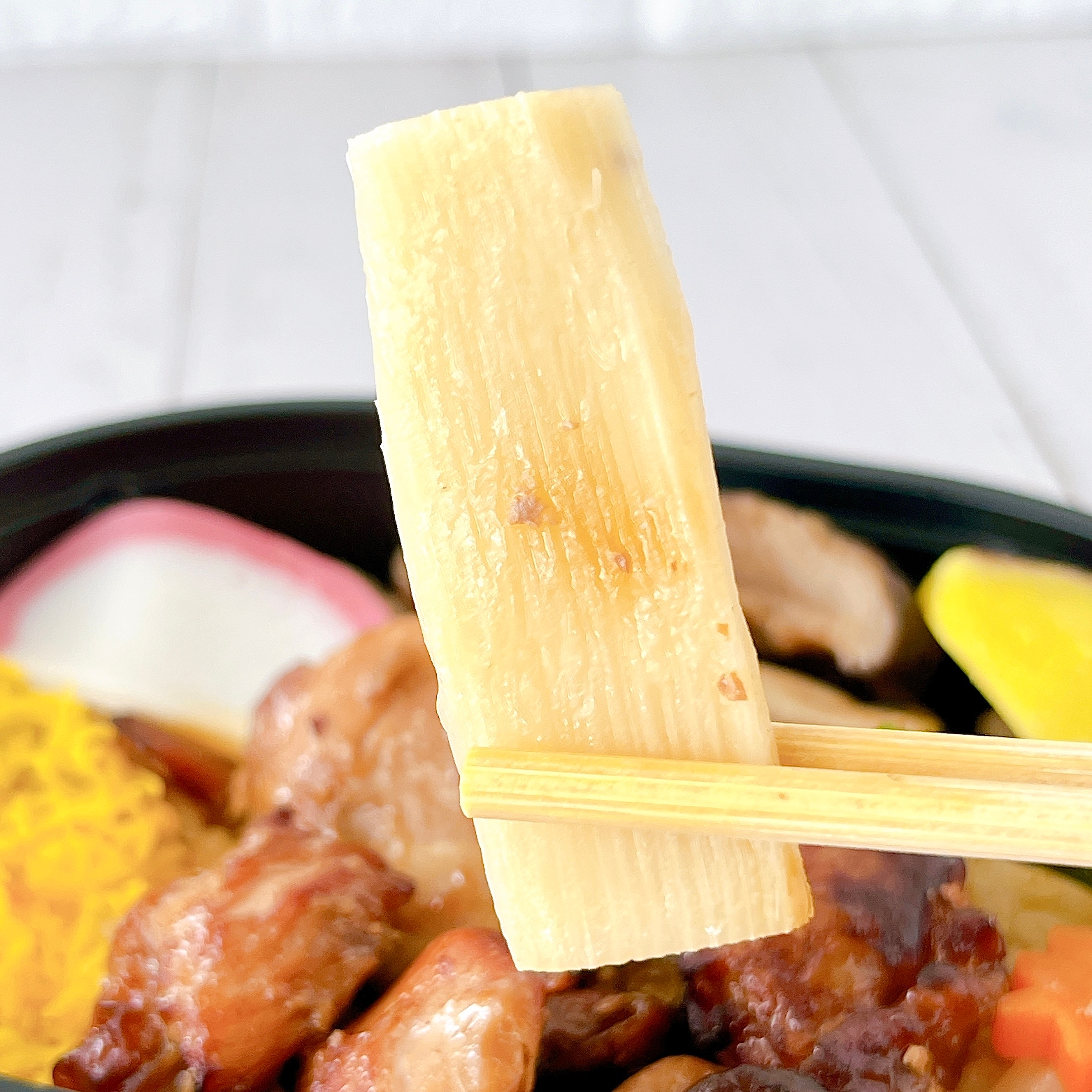 セブン-イレブンの「秋の味覚 鶏釜めし仕立て」