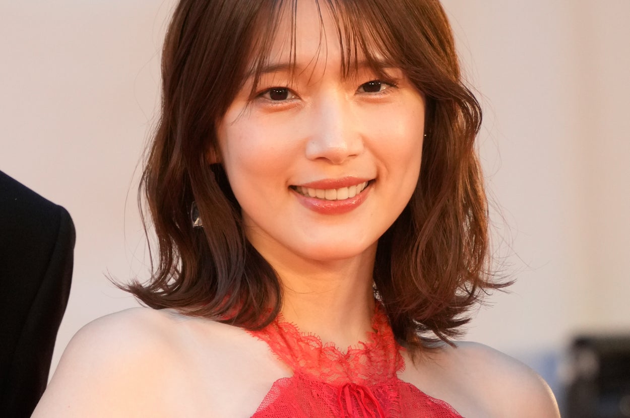 内田真礼さん(時事通信フォト)