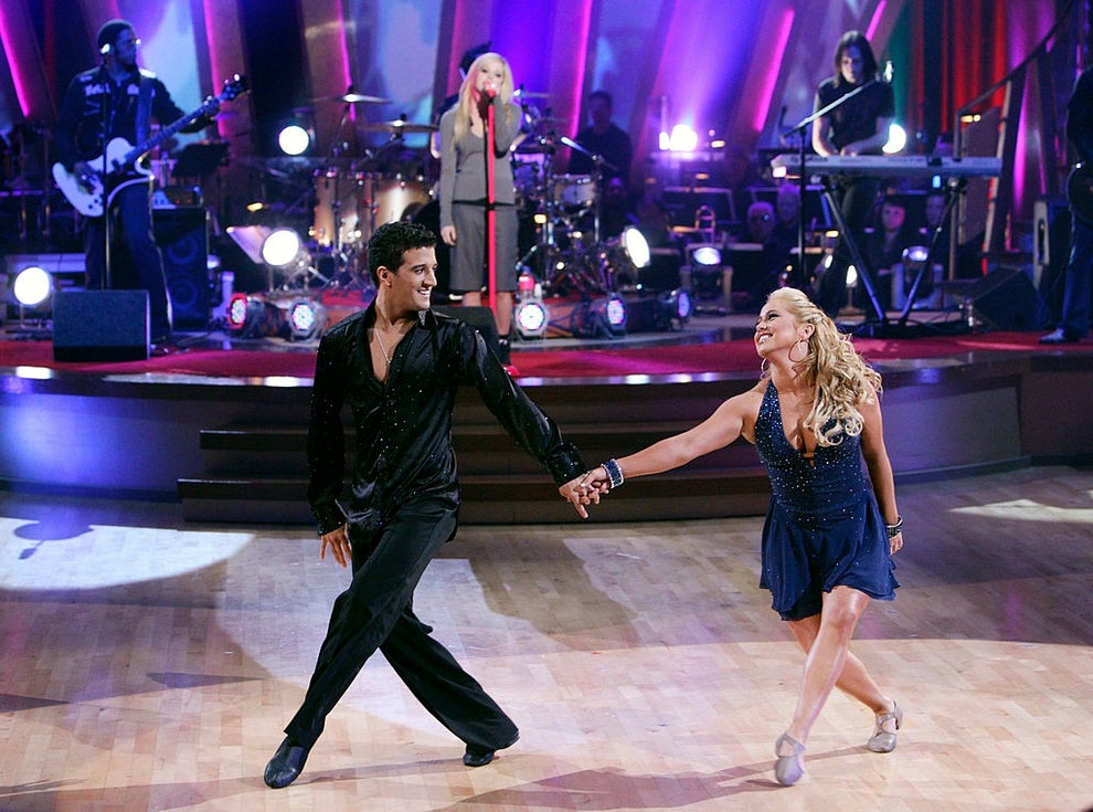 14 Celebs Who Dated Their "Dancing With The Stars" Partners 132 BskJ2F1pI