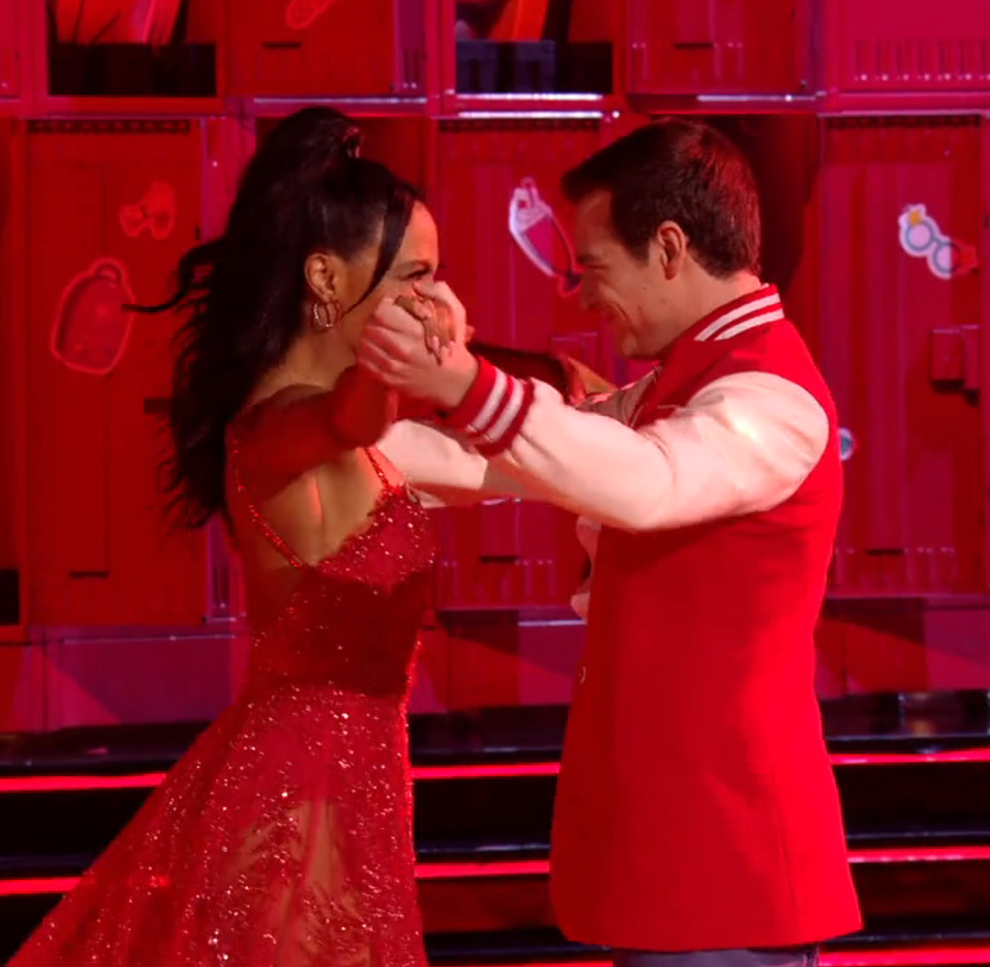 14 Celebs Who Dated Their "Dancing With The Stars" Partners 8 aeN7M9dk