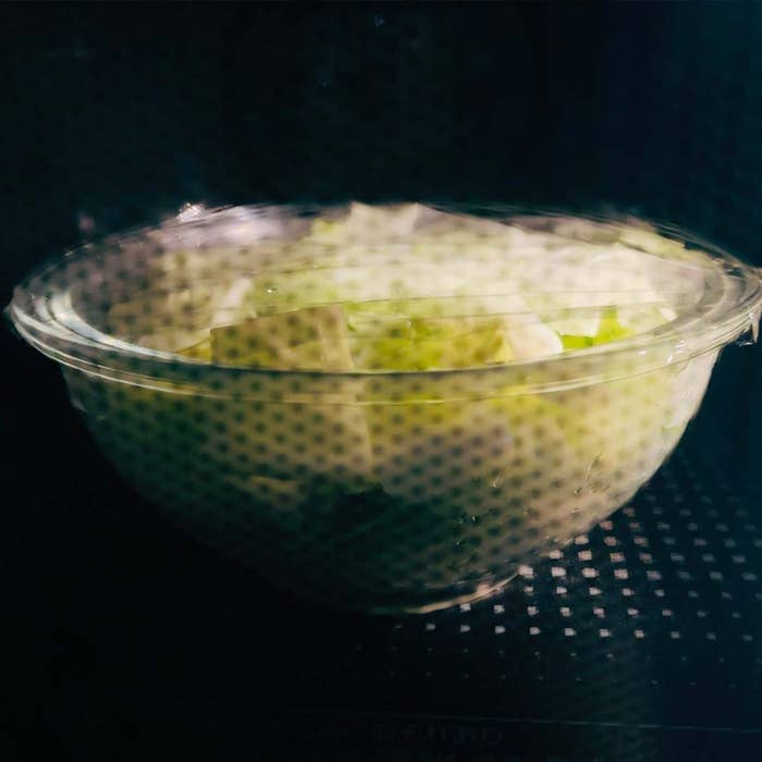 電子レンジで加熱してる様子。