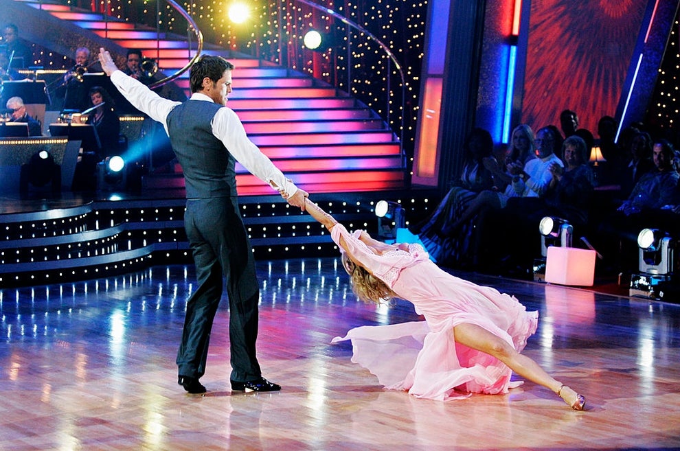 14 Celebs Who Dated Their "Dancing With The Stars" Partners 114 uDq KbgaQ