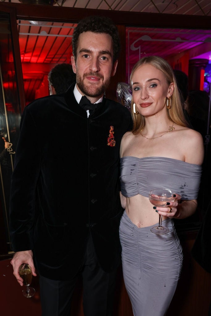 "I Feel Lucky That The Relationship Was Short-Lived": 19 Celebs Who Dated Royalty 5 Kv Hor7Zz