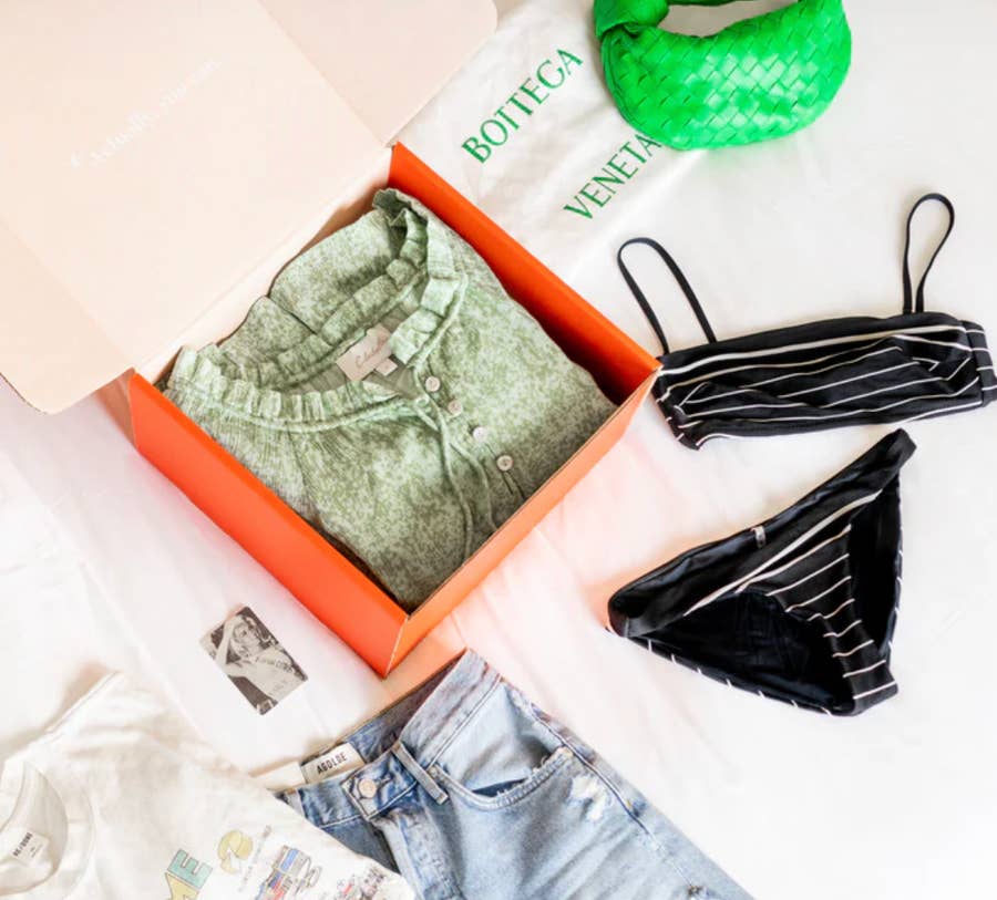 dress shirt subscription box Clothing Subscription Boxes for Women