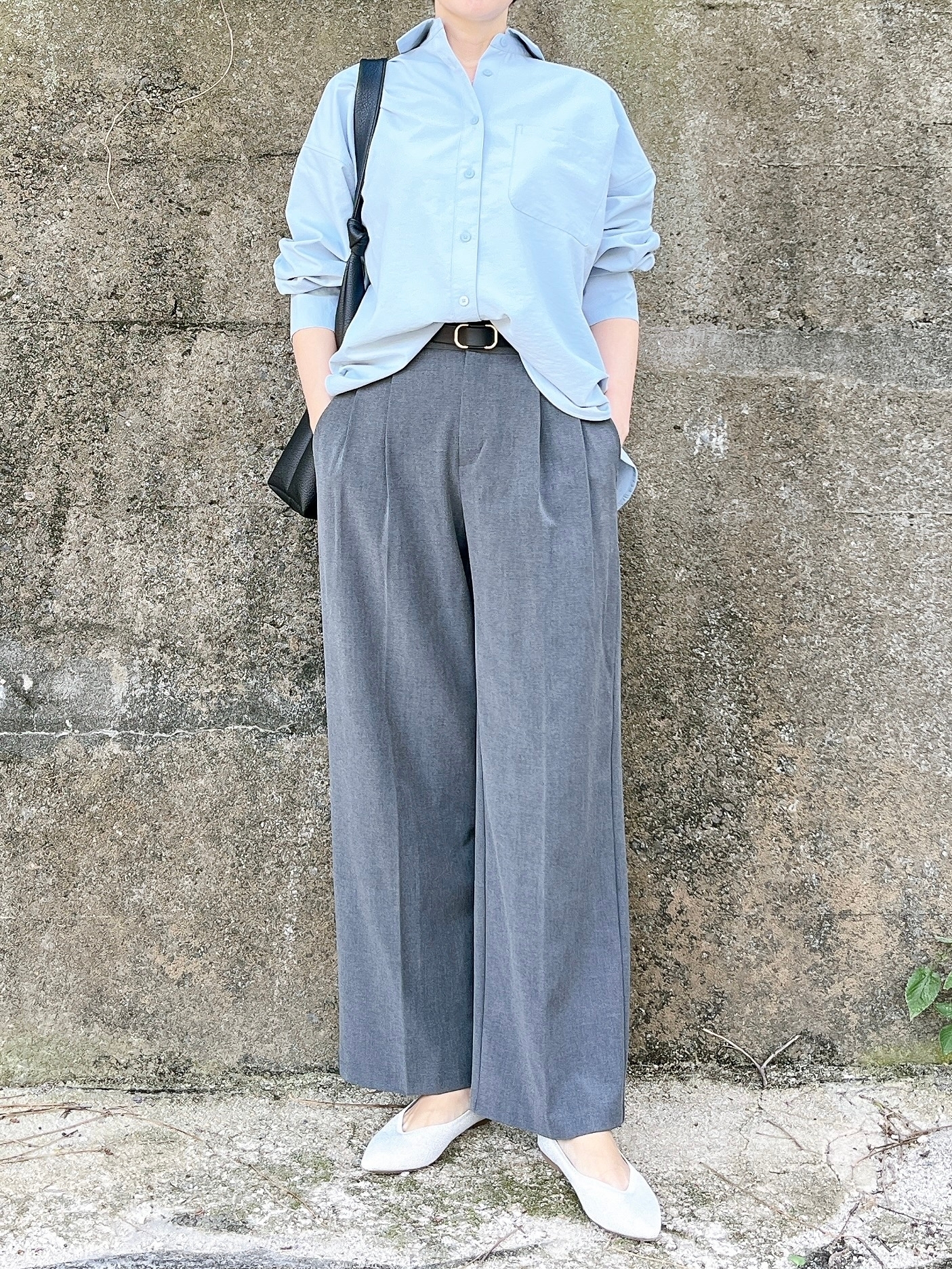 GU(ジーユー)の「ドルマンスリーブシャツ」