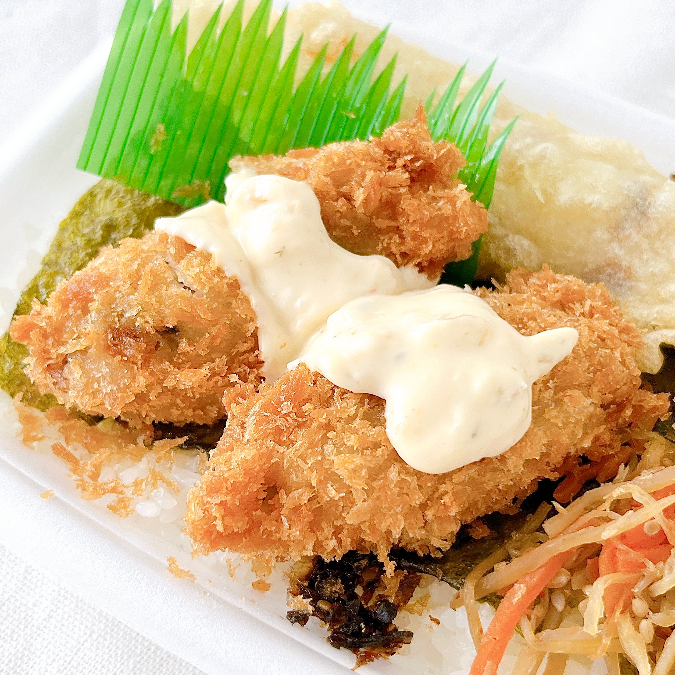 HottoMotto(ほっともっと)の「カキフライのりタル弁当」