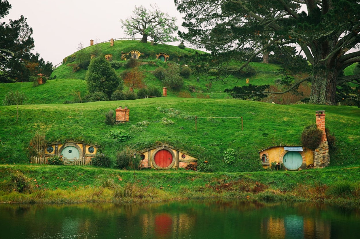 Answer These 10 Questions And I'll Tell You Which Fantasy City You Belong In