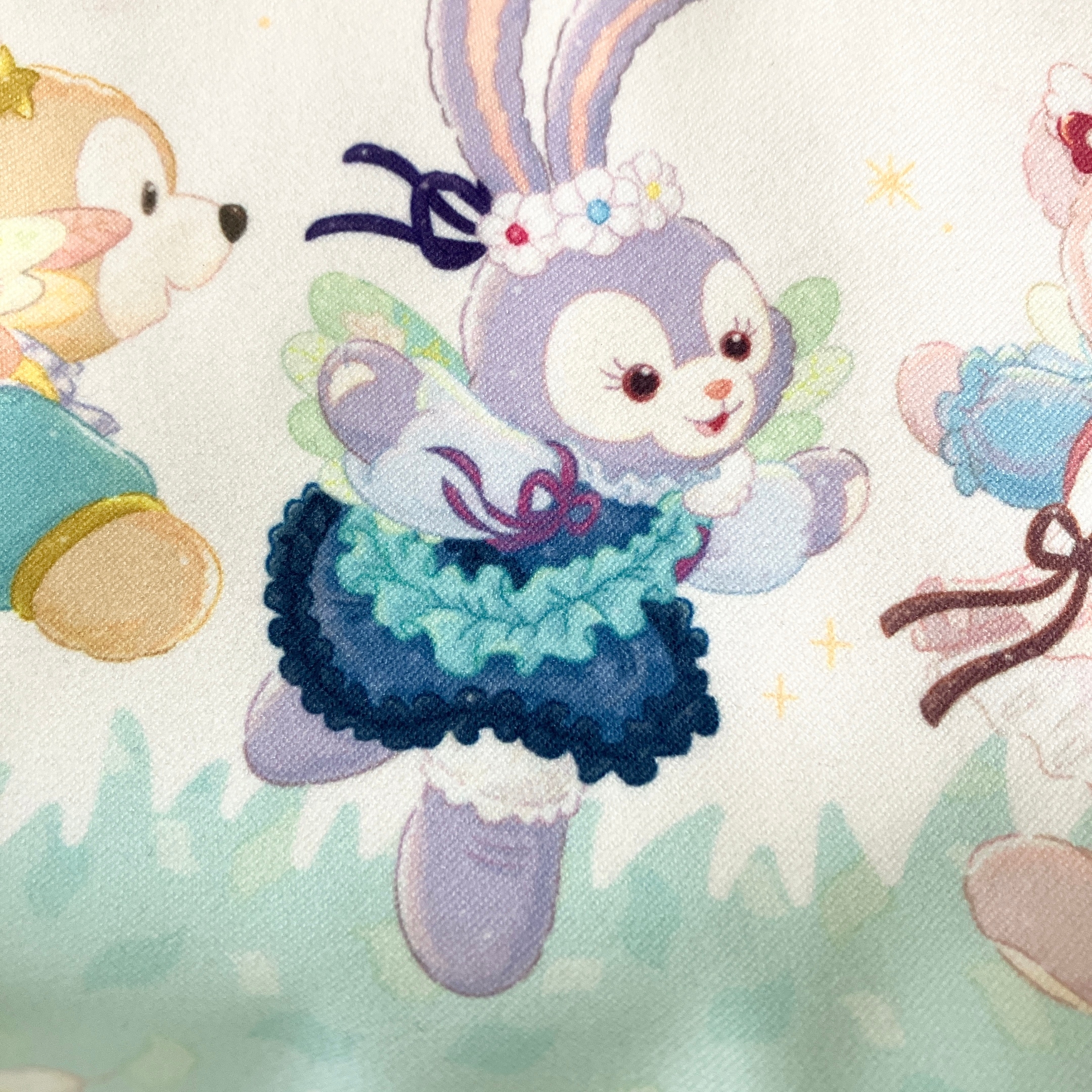 ディズニーお土産】ダッフィーの「大容量バッグ」がめちゃカワすぎる